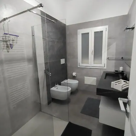 Deluxe White بيت للعطل